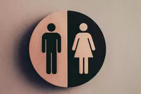 女厕门口总是在排队？这项“法律条款”有望彻底解决图片