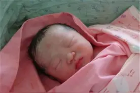 新生儿宝宝照顾指南。各位准妈妈们快来学习啦图片