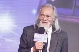 中国最帅最年轻老爷爷，80岁面孔30岁心态图片