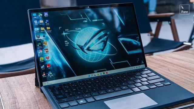 ROG 幻 X 二合一电脑体验：平板体积塞下 i9 核心，是 PC 中的「保时捷」