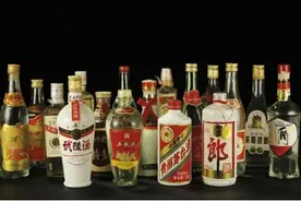 二锅头还有区别？牛栏山和红星谁更正宗？行家：完全不是一个等级图片