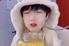 央视痛批“阴柔之风”，整顿选秀节目，“娘化乱象”究竟该谁买单图片