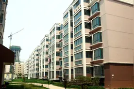 姐姐全款买下了一套房子，拒绝借给弟弟居住后，竟被父母告上法庭图片