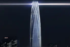 深圳蛇口在建最高楼——招商局太子湾大厦，核心筒出地面图片