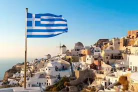 希腊：帮助中国运回“瓦良格号”，8年后中国的回报让世界羡慕！图片