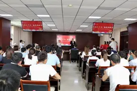 玉泉区举办“喜迎二十大 奋进新征程”歌曲《啊！南湖的船》MV发片仪式图片