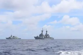 四国联军一到南海，解放军立即倾巢而动，先一步围上黄岩岛战备图片