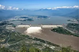 长江遇61年最强干旱，三峡水库水位逼近“汛限点”，还能扛住吗？图片