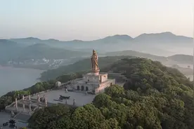 这位佛教名山导游，因太会说心灵鸡汤获赞4000万图片