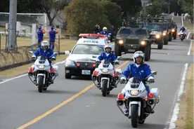 同样是警车，为何分“公安”和“警察”两种，出警又为啥要鸣笛？图片