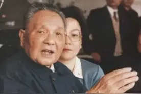 1984年叶剑英肺病恶化，中央已安排追悼会，钟南山成功抢救回来图片