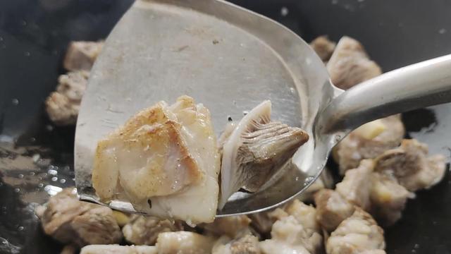 鐒栫緤鑲夛紝璁颁綇涓嶈鐩存帴鐐栵紝涓夋斁涓変笉鏀撅紝骞夸笢缇婅倝鐓茬殑鍋氭硶涓嶈叆涓嶈喕