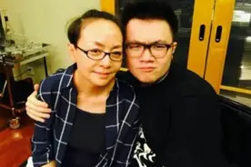 巴图：被父亲嫌弃，被继父当成宝，今成继父的骄傲，生父的心病图片