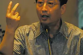 万峰：男女婚配最佳的年龄差是多少？姐弟恋不可取图片