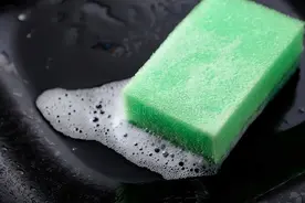 洗洁精是“害人精”，长时间用容易患癌，是真的吗？告诉您真相图片