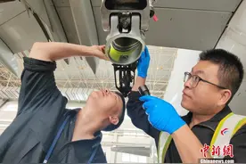 探访甘肃A320飞机“换腿手术”作业现场图片