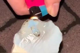 钟薛高雪糕烧不化还冒烟？市监局：已关注，告知相关业务处室图片