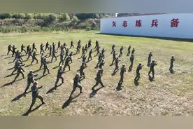 兵之初！新兵的一天图片