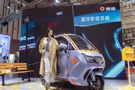 雅迪、海宝、盛昊这3款带篷电动三轮车，空间大，最高续航百公里图片