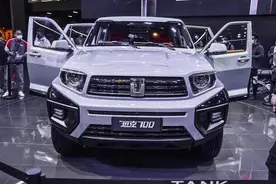 新款坦克700实车图，造型越野，3.0T引擎+7座，产品力如何？图片