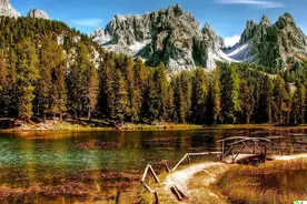 抓住女人的“七寸”，让她对你死心塌地，这3个方法值得学习图片