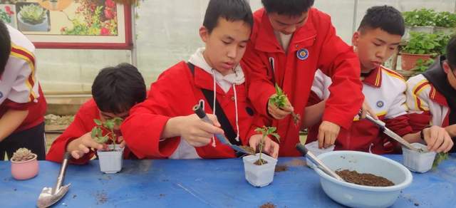 四川省民生研究会新媒体中心-官网