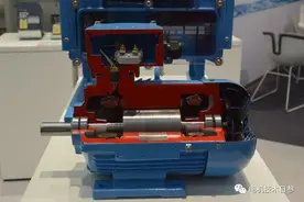 使用者，能否从电流等参数，计算和评价电机的功率？图片