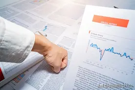 领导还有一年退休，脾气火爆，处处找茬，这是什么情况？图片