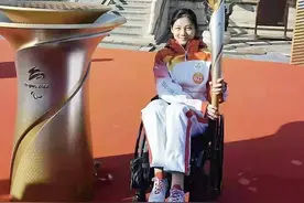 他们传递了北京冬残奥会火炬——分别是：刘禹彤、唐景丽、丛培国、孟广策图片