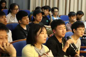 女生读博3年未能毕业，发文揭露导师“遮羞布”，后续处理引热议图片