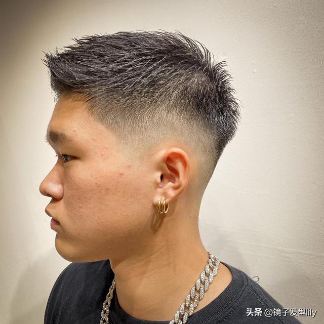 這15款男士髮型真有型,又帥又時尚,想換髮型的別錯過 形象穿搭 第7張-戀愛小秘書-娜米 這15款男士髮型真有型,又帥又時尚,想換髮型的別錯過 形象穿搭 第7張