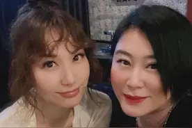 43岁徐子珊近照曝光，空气刘海造型减龄显嫩，状态不输明星时期图片