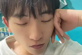 男女分手后，三年时间的变化对比，看你是不是也这样？图片