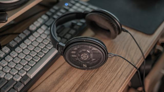 耳机煲机到底有没有用？HiFi玄学“骗局”大揭秘