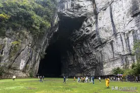 湖北发现亚洲最大溶洞，可以容纳1000万人，52000多架波音747图片