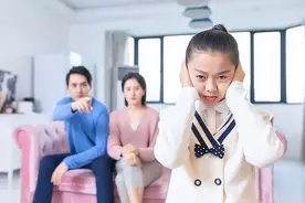 女孩性格养成有五个关键期，父母做好五件事，孩子未来自信又独立图片