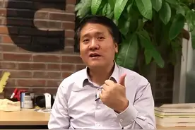 王福重：农民很勤劳是一种错觉，他们把种子撒地里就回家睡大觉图片