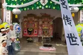 大伯强迫我爸喝酒，我拦下却挨巴掌，5年后大伯去世，我怒砸灵堂图片