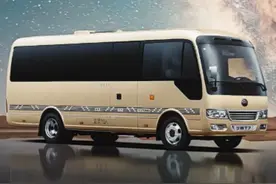 新车 | 售价128.8万元，宇通T7星辰版上市，丰田“考斯特”新对手图片