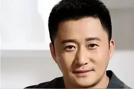 现实版“白眼狼”，被吴京捧红后反咬一口，如今无人问津图片