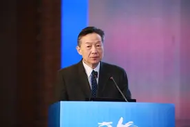 住建部原副部长仇保兴：城镇化面临12个拐点，稳房地产是稳经济也是稳财富图片