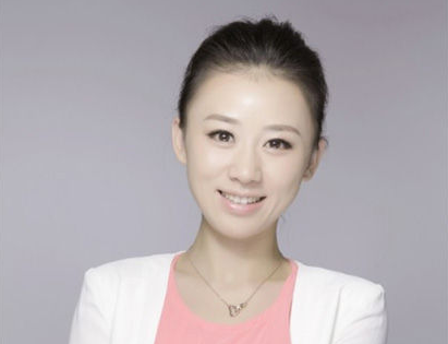 22岁知名女主持：被大老虎霸占4年，最终妥协沦为高官的玩物！