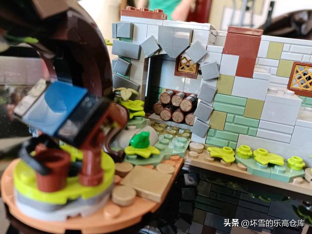 乐高中世纪城堡系列回归之作？21325铁匠铺测评