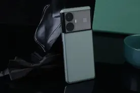 真我GT5首发评测：越级降世 敢为无双图片