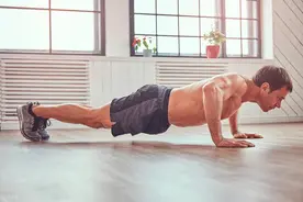 男人到了中年，想要保持健壮的身体？推荐3种性价比高的运动图片