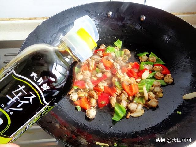 入伏后，吃鱼吃肉都不如扇贝，蛋白质高又养胃，胃寒者要多吃