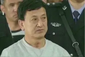14年，内蒙古一男子总在山中鬼鬼祟祟，警方察觉不对：他是盗墓贼图片