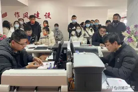 无法证实的婚姻关系：女子未满18岁结婚，结婚证被撕毁，婚姻档案无法查询，被告知“想离婚请先证明已婚”图片