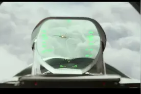 歼20在东海上空被F35咬尾，靠僚机支援才摆脱？F35没那个本事！图片