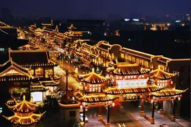 成都“夜生活”好去处：尖叫、浪漫、趣味NPC，100元畅玩图片